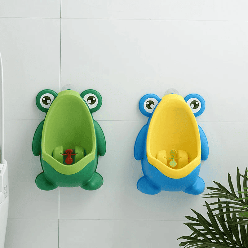 Frog-shaped Wall-mounted Potty Training Urinal for children Multivariant