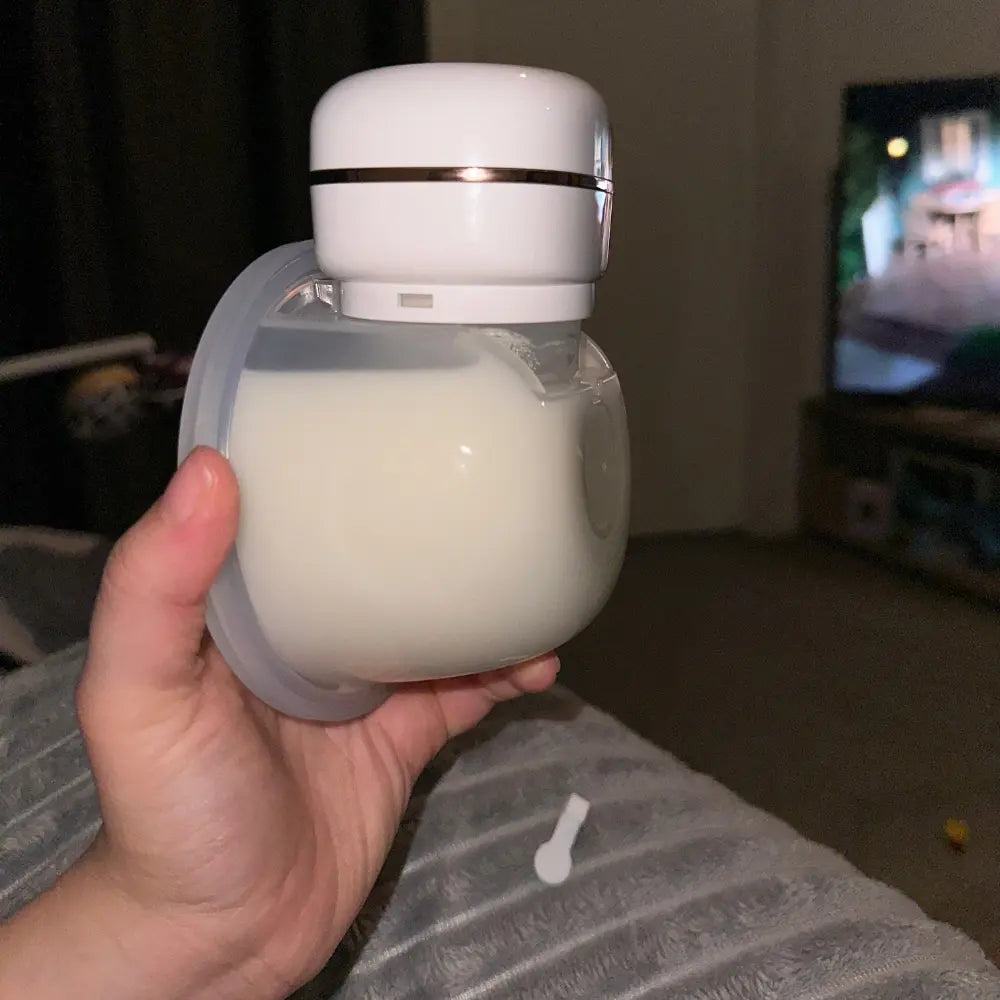 GlowFlow™: Wearable Breast Pump for Modern Moms