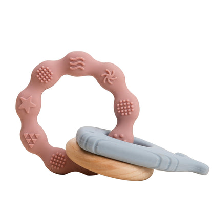 Baby Teether Music Rattle: Adorable Animal Crochet Elephant and Giraffe with Wooden Ring for Montessori Play!