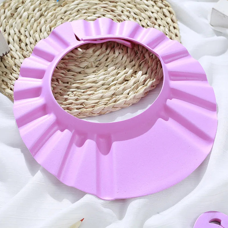 Adjustable Baby Shower Cap: Make Bathtime Fun and Splish-Splash Safe for Your Little One!