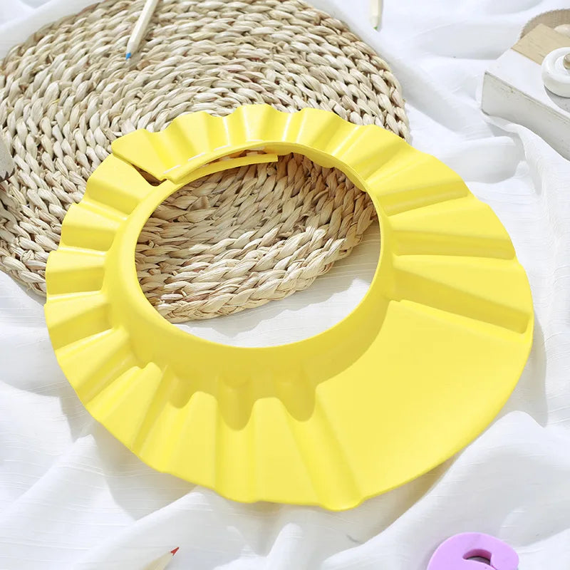 Adjustable Baby Shower Cap: Make Bathtime Fun and Splish-Splash Safe for Your Little One!