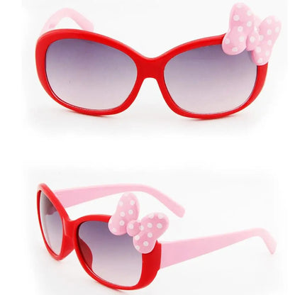 Stay Stylish in the Sun with Children Cartoon Glasses!