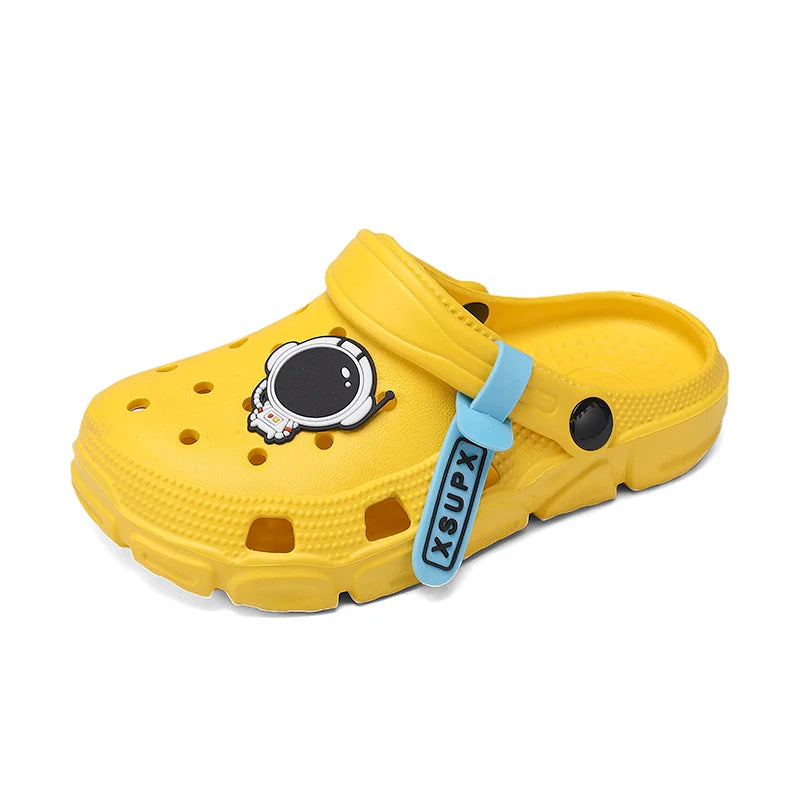 Step into Summer Adventure: Boys' Fashion Clogs for Beach Fun!