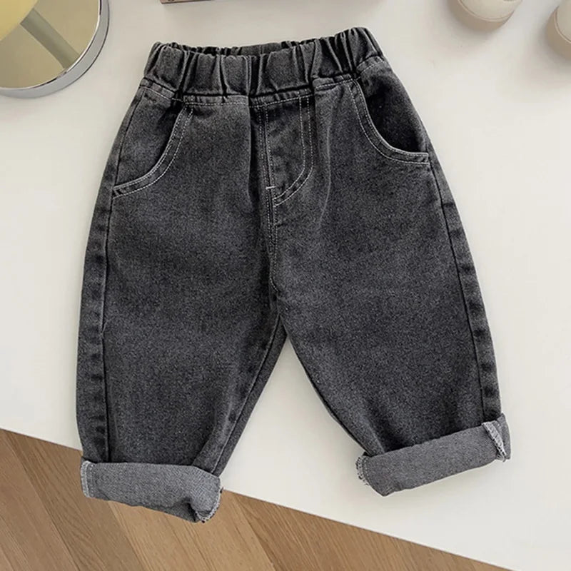 Denim Delight: Stylish Kids Jeans for Boys and Girls - Fashionable Trousers for Every Adventure!