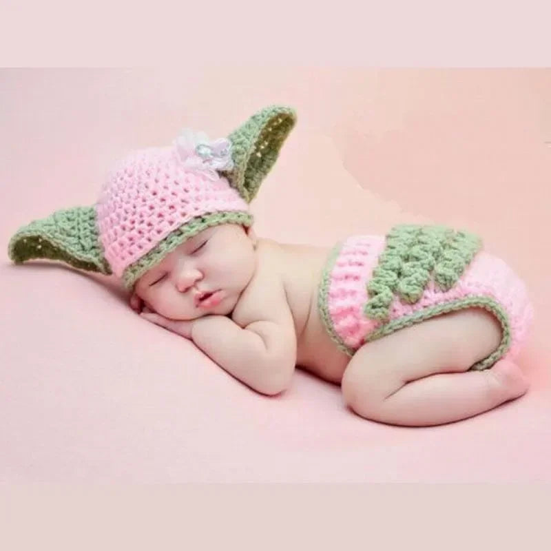 Tiny Treasures: Crochet Knit Costume Set for Unforgettable Newborn Photo Shoots!