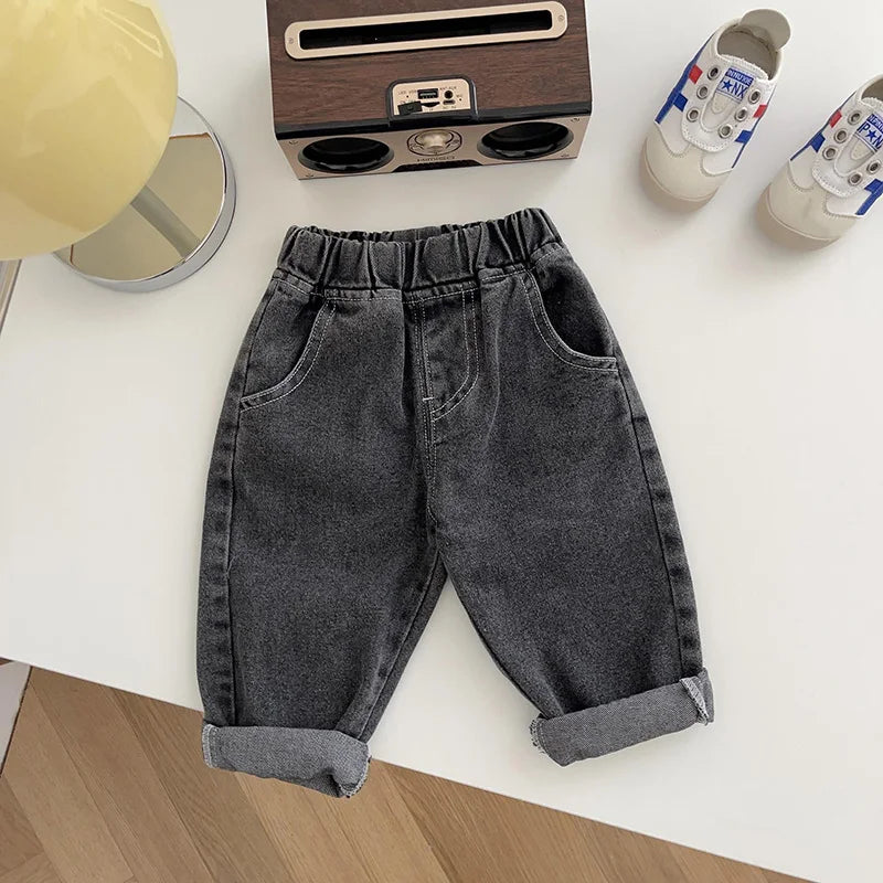 Denim Delight: Stylish Kids Jeans for Boys and Girls - Fashionable Trousers for Every Adventure!