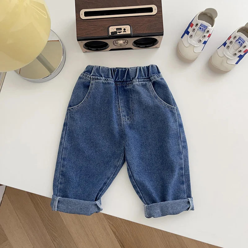 Denim Delight: Stylish Kids Jeans for Boys and Girls - Fashionable Trousers for Every Adventure!