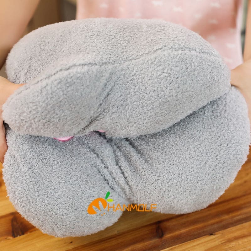 Cozy Dreams: Plush Pillow for Ultimate Comfort - The Little Big Store